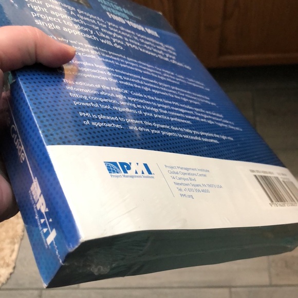 PMP PMBOK Guide NWT 6th edition & agile practice guide sixth edition bundle - Picture 8 of 13